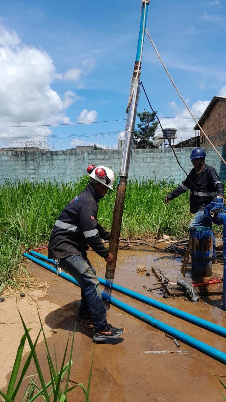 Equipe no canteiro de obras